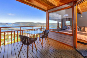 Lagoon Studio - Fantastic Knysna Lagoon views and SOLAR in self-catering studio